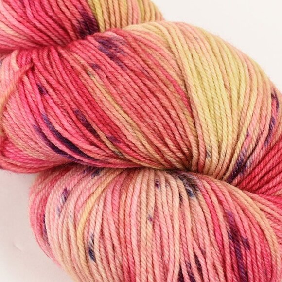 LITLG Fine Sock Yarn SW Merino Nylon 460 Yards 100g Jezebel Colorway - Picture 2 of 4